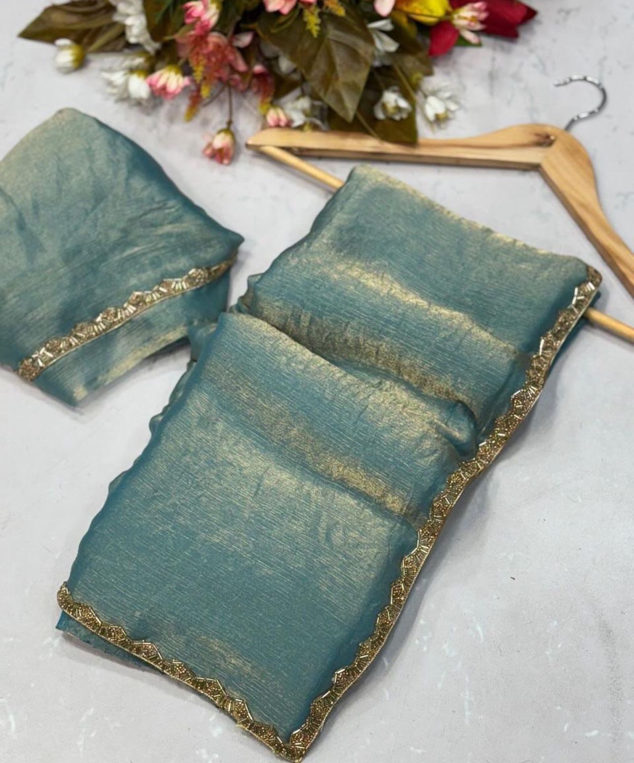 Beautiful Viral in Fandy Silk at discount😍