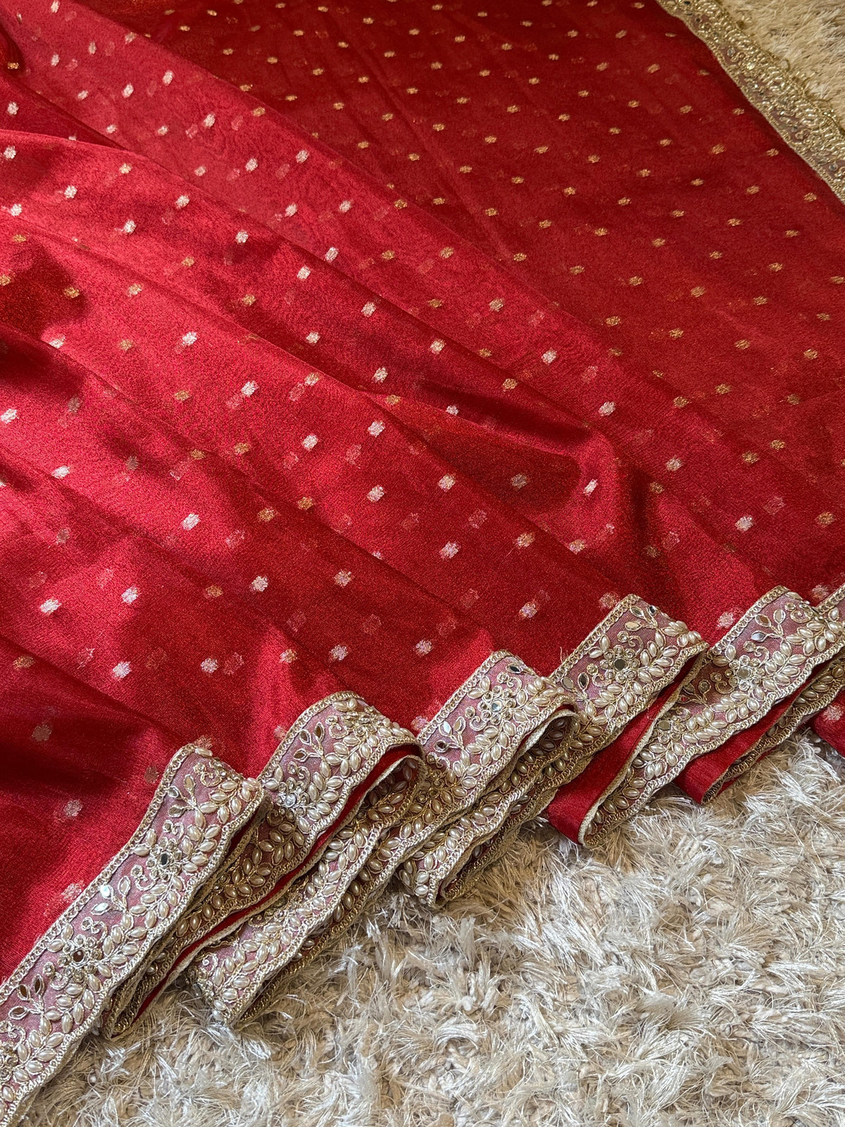 Soft Tissue saree with all over booti