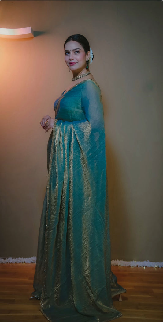 Most viral saree in Fandy silk fabric