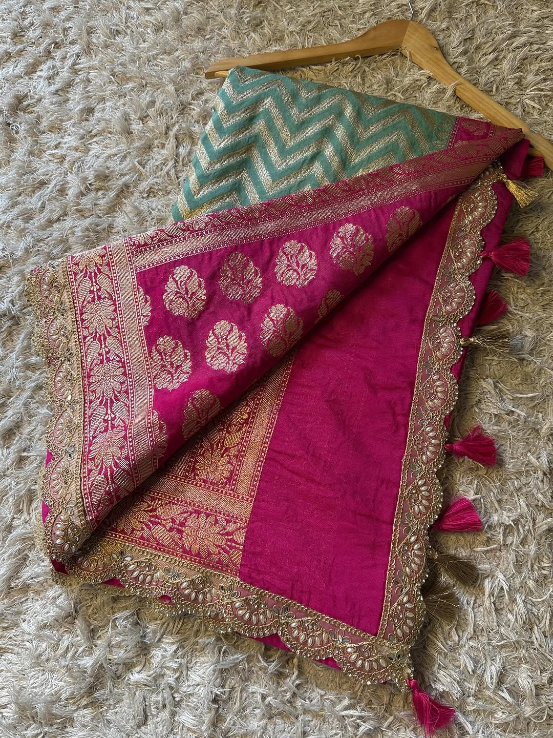 Katan Georgette Silk Saree with Scallop lace handwork, 
Latkan handwork pallu