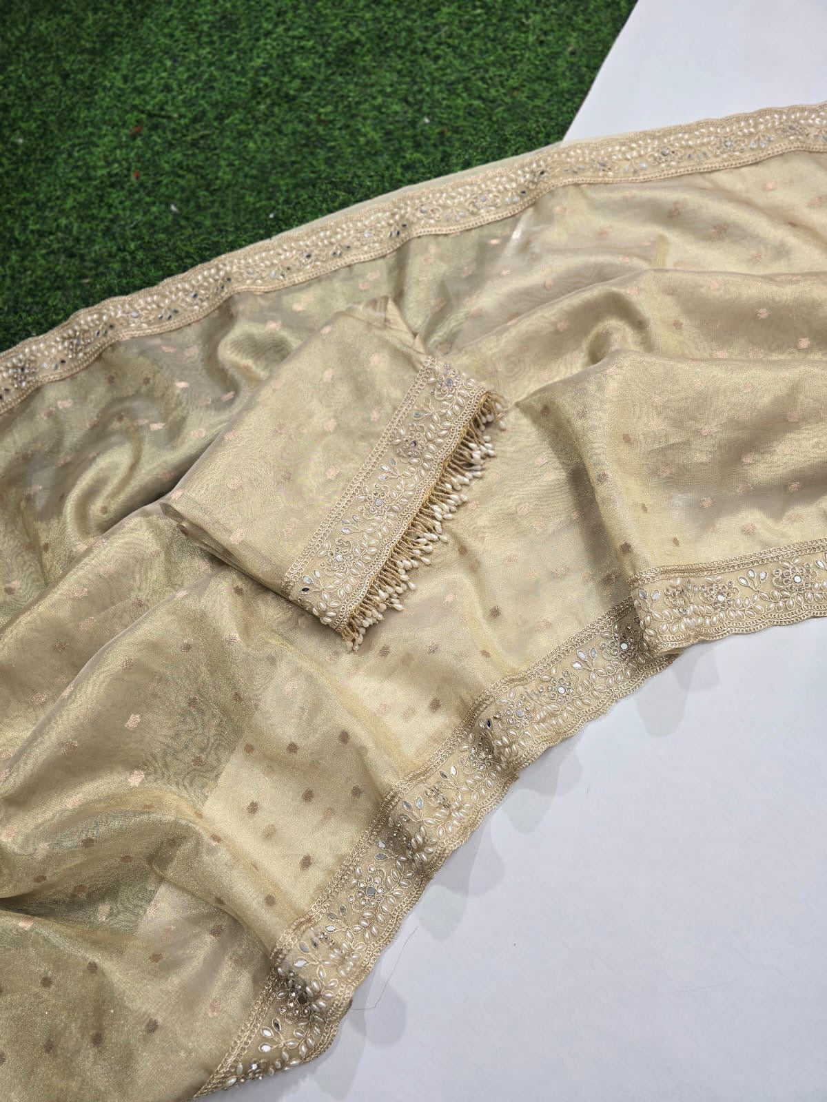 Banarasi tissue silk saree with all over chunri but