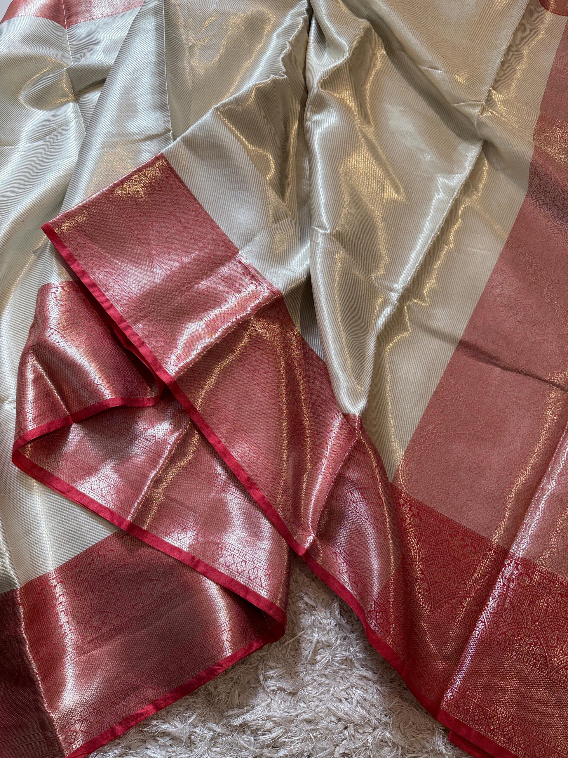 Kanjeevaram Banarasi Broacade Semi Katan Tanchui Silk Saree