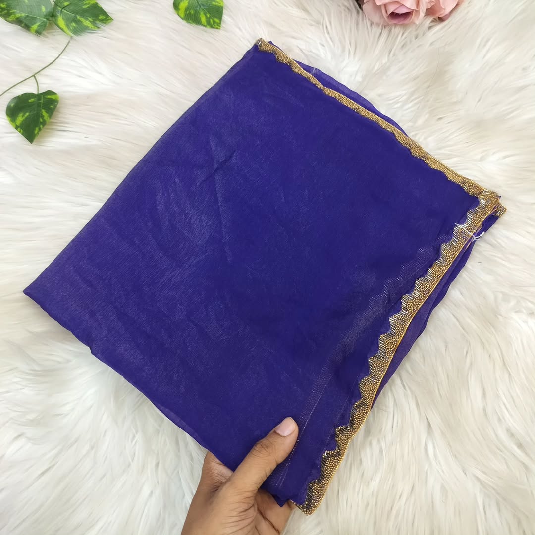 Most viral saree in Fandy silk fabric