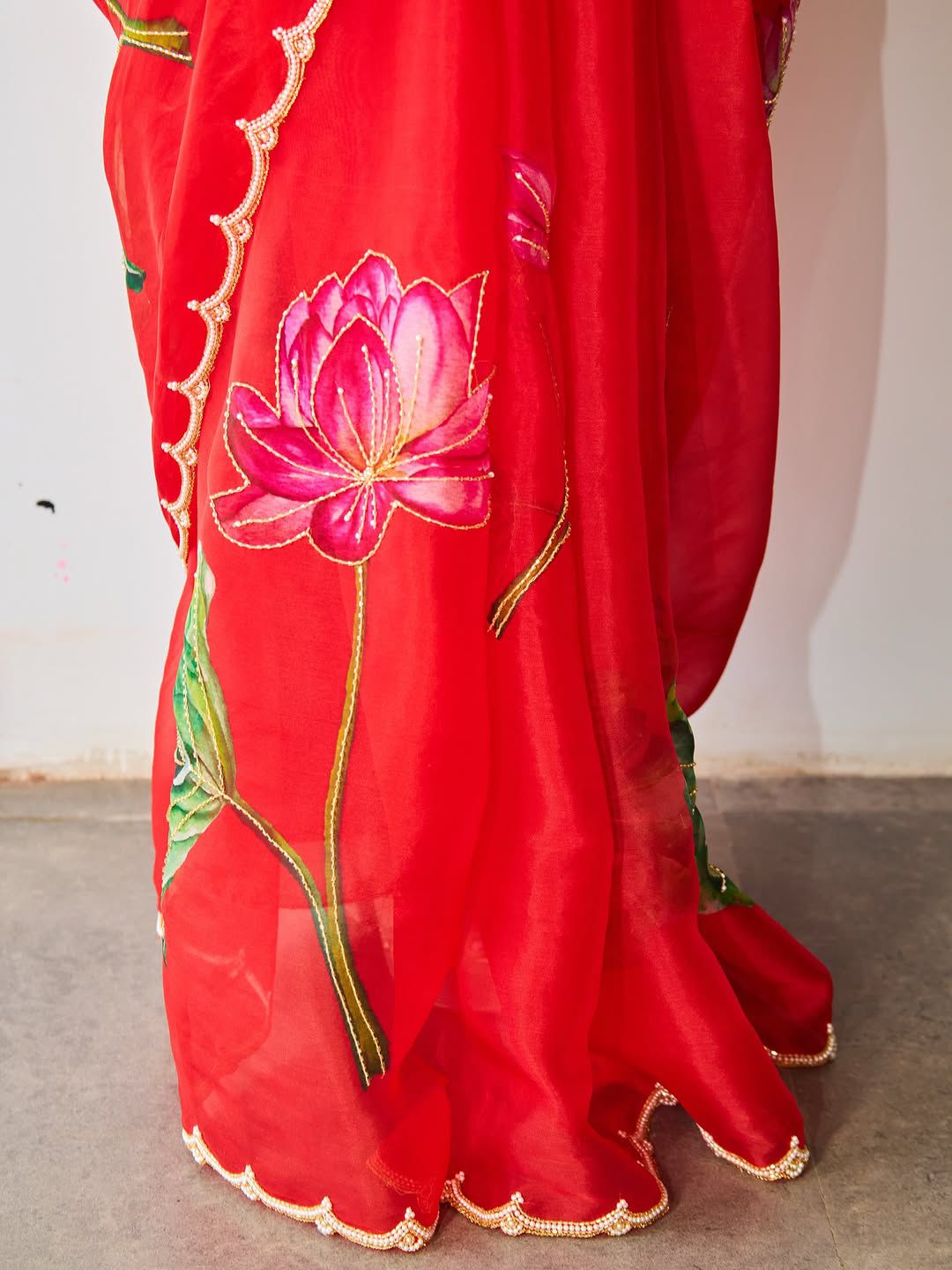 ✨Pure soft tebby silk with beautiful flower print & cutdena + pear handwork