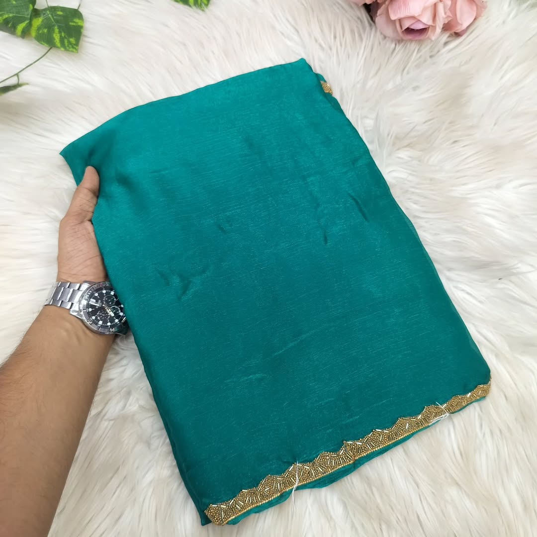 Most viral saree in Fandy silk fabric