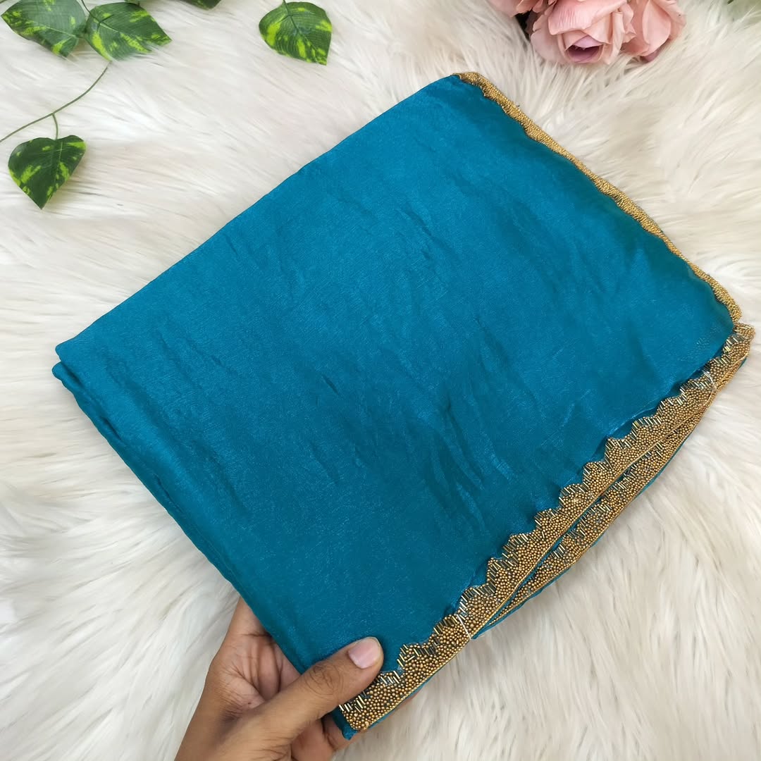 Most viral saree in Fandy silk fabric