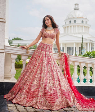 Presenting You Most Beautiful Most Trending Lehenga Collection*