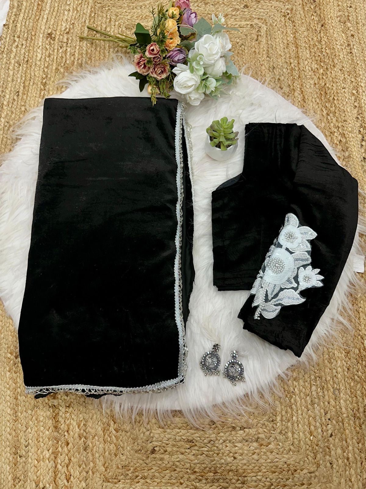 New black color special velvet saree*