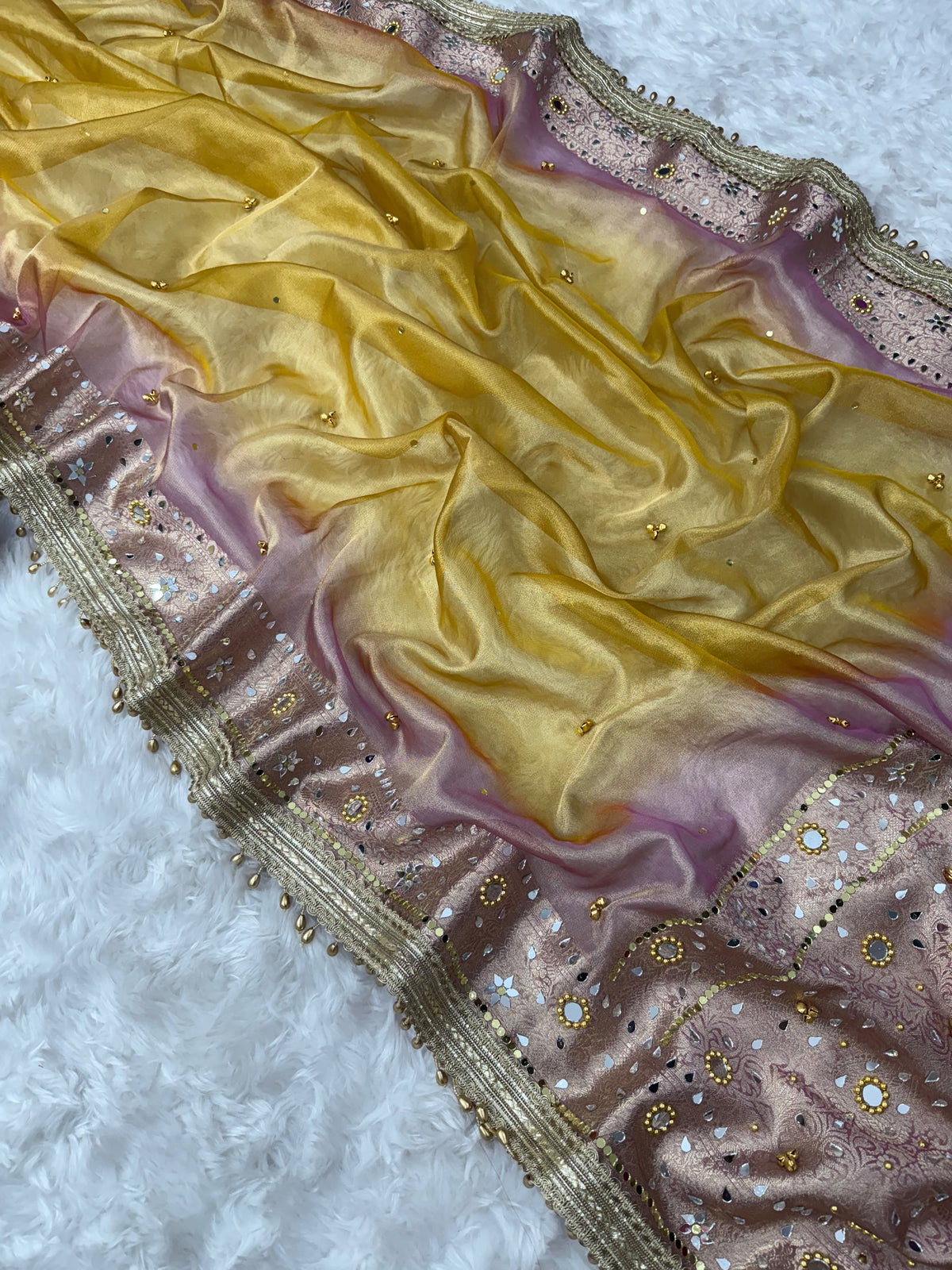 UNIQUE SHADE IN OUR MULTI COLOR GHOONGRU EDITION SAREE