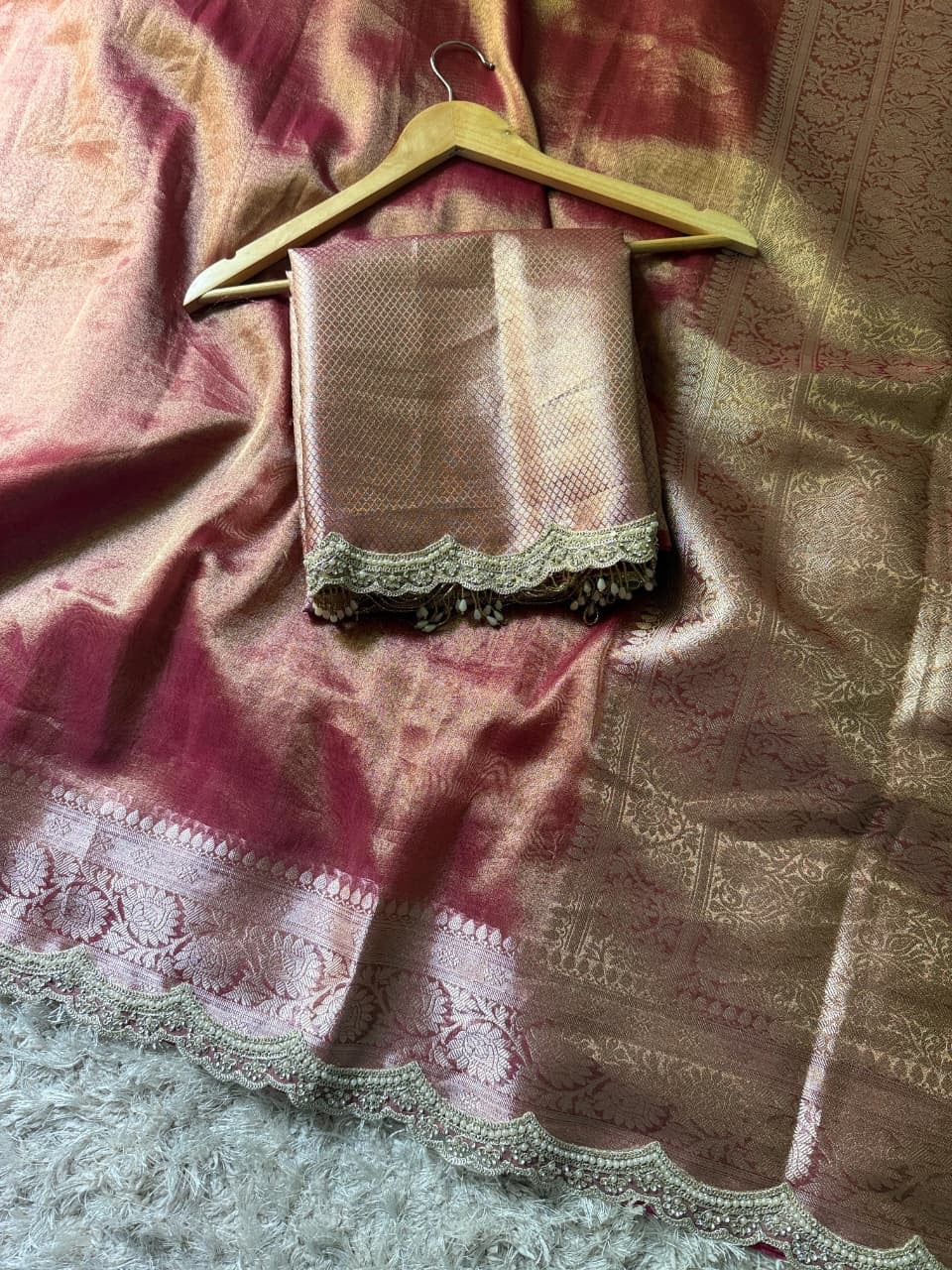 Banarasi Glass Plain Tissue Border Soft Saree