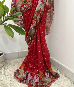 Authentic tissue buti saree