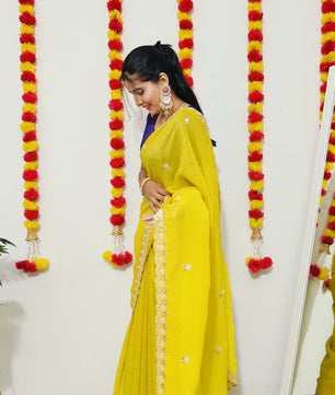 Chinnon silk Saree with Embroidery & Scalloped Border