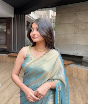 Beautiful Viral  in Fandy Silk at discount😍