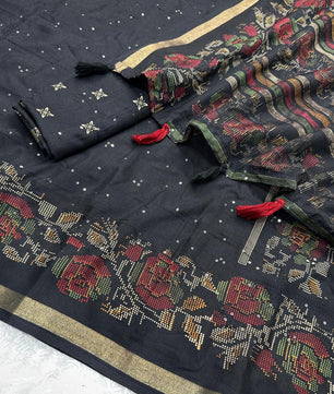 Premium saree in Kashmiri print