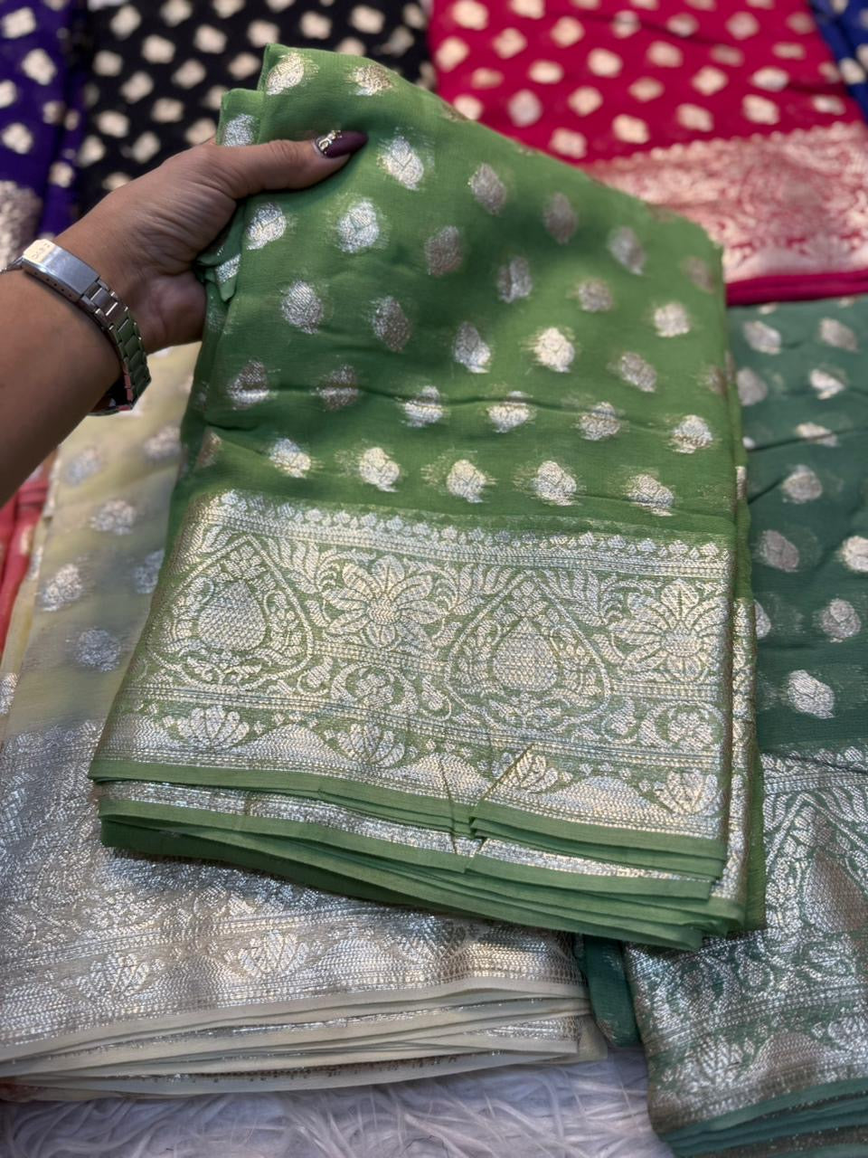 Viscose Georgette Saree With running Blouse