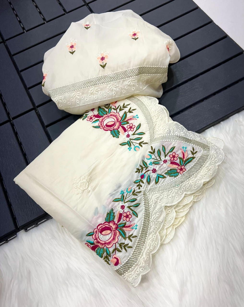 Pure Tussar Silk Saree in a beautiful solid shade