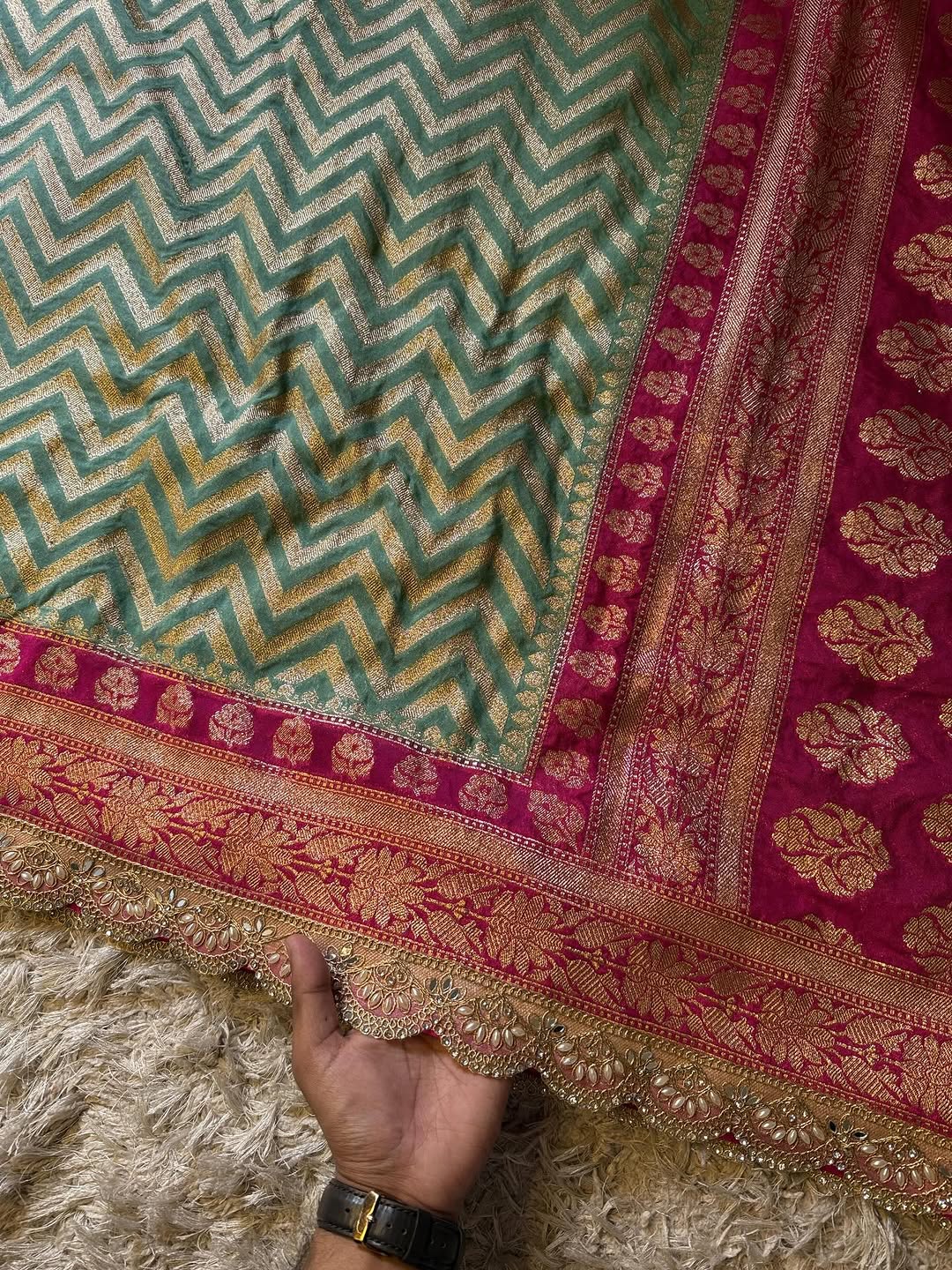 Katan Georgette Silk Saree with Scallop lace handwork, 
Latkan handwork pallu