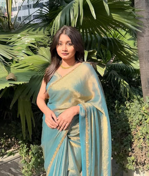 Beautiful Viral  in Fandy Silk at discount😍