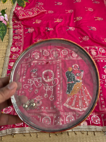 Very Pretty Nd Beautiful Women wearing this Red colour hit karvachauth saree