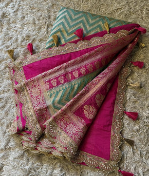 Katan Georgette Silk Saree with Scallop lace handwork, 
Latkan handwork pallu