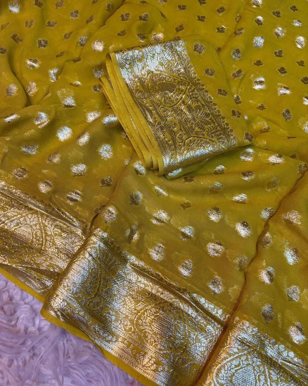 Viscose Georgette Saree With running Blouse