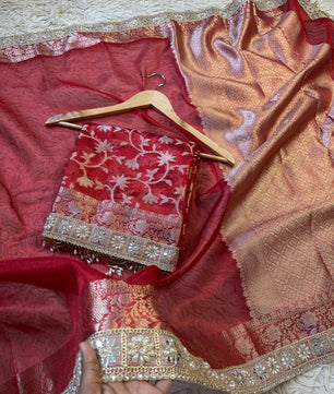 Banarasi Tissue Silk Heavy Lace Saree is crafted with luxurious and delicate silk fabric