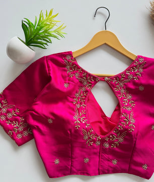 Beautiful handwork all over back nd sleves with designer handwork in blouse