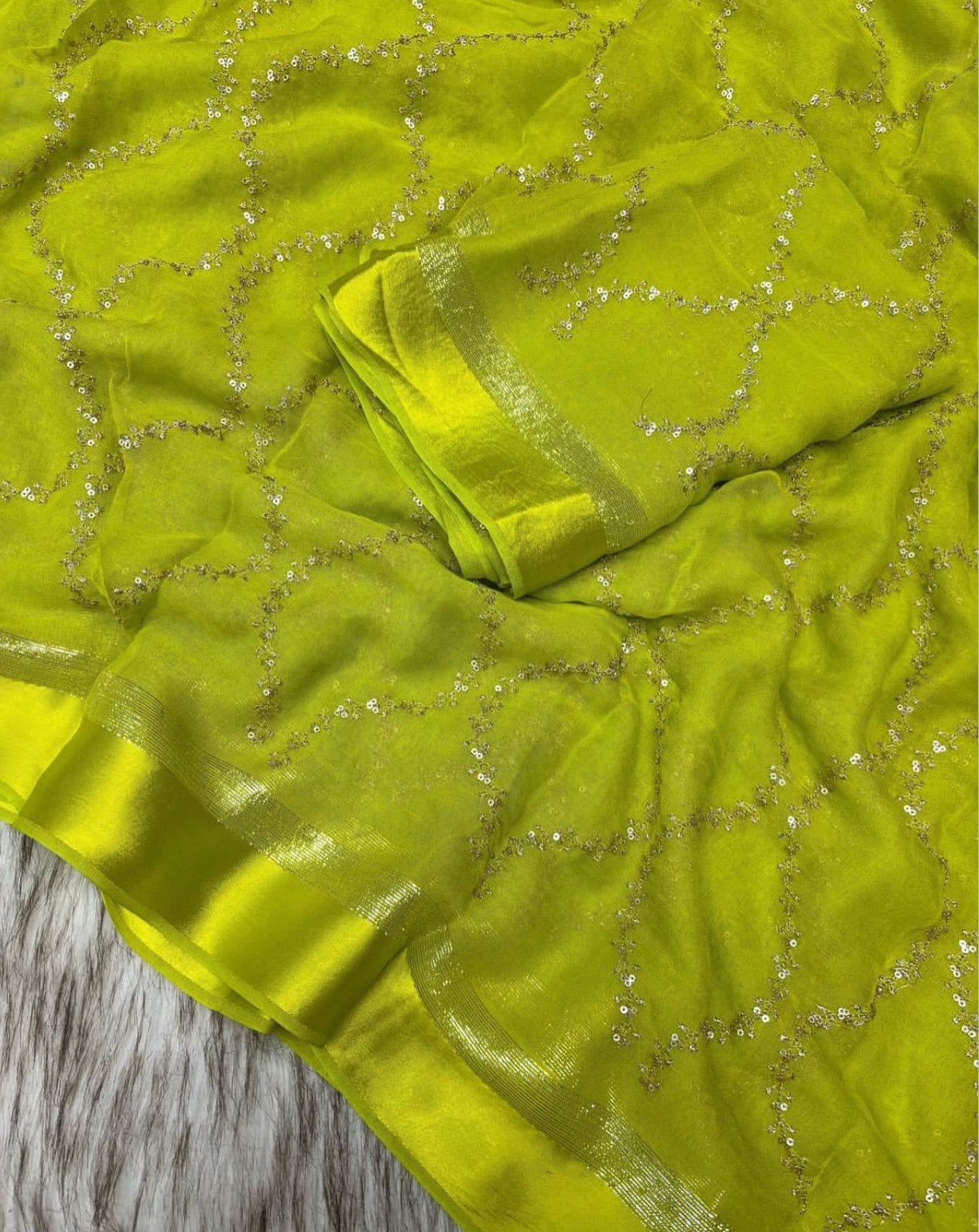 Pure Viscose Georgette Saree