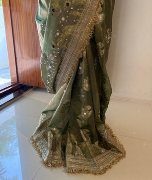 Masterpiece Glass Tissue Banarasi *Handwork* Mirror Work , Maharani Lace Work Saree
