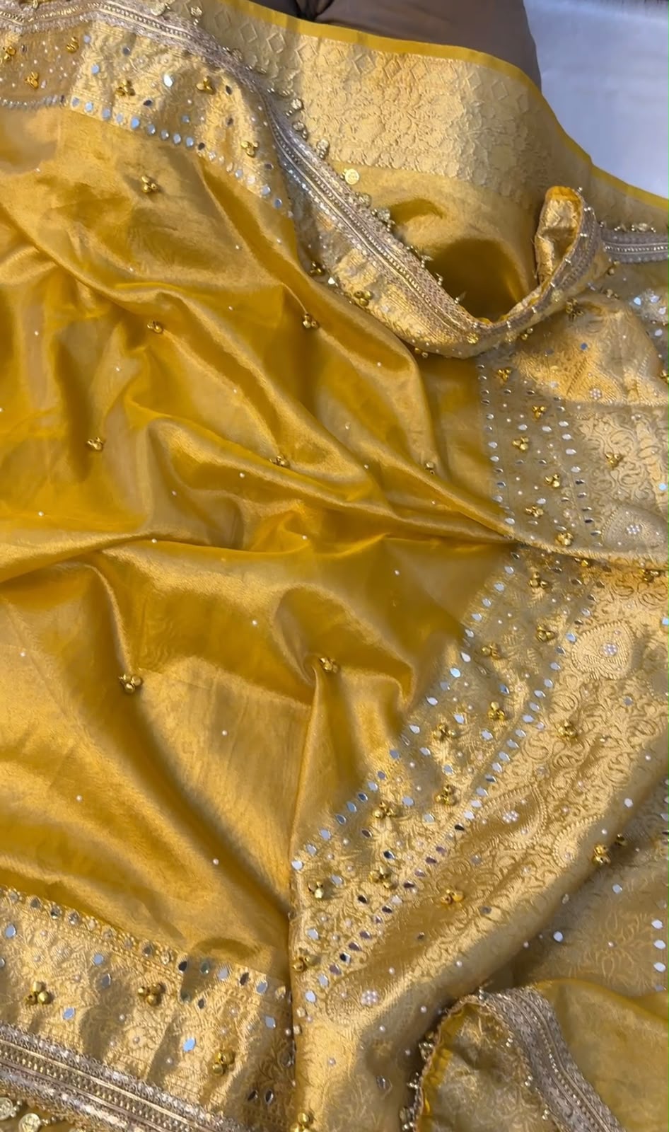 Banarasi Tissue Zari Weaving Border Saree x Ghungroo