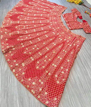 Presenting You Most Beautiful Most Trending Lehenga Collection*