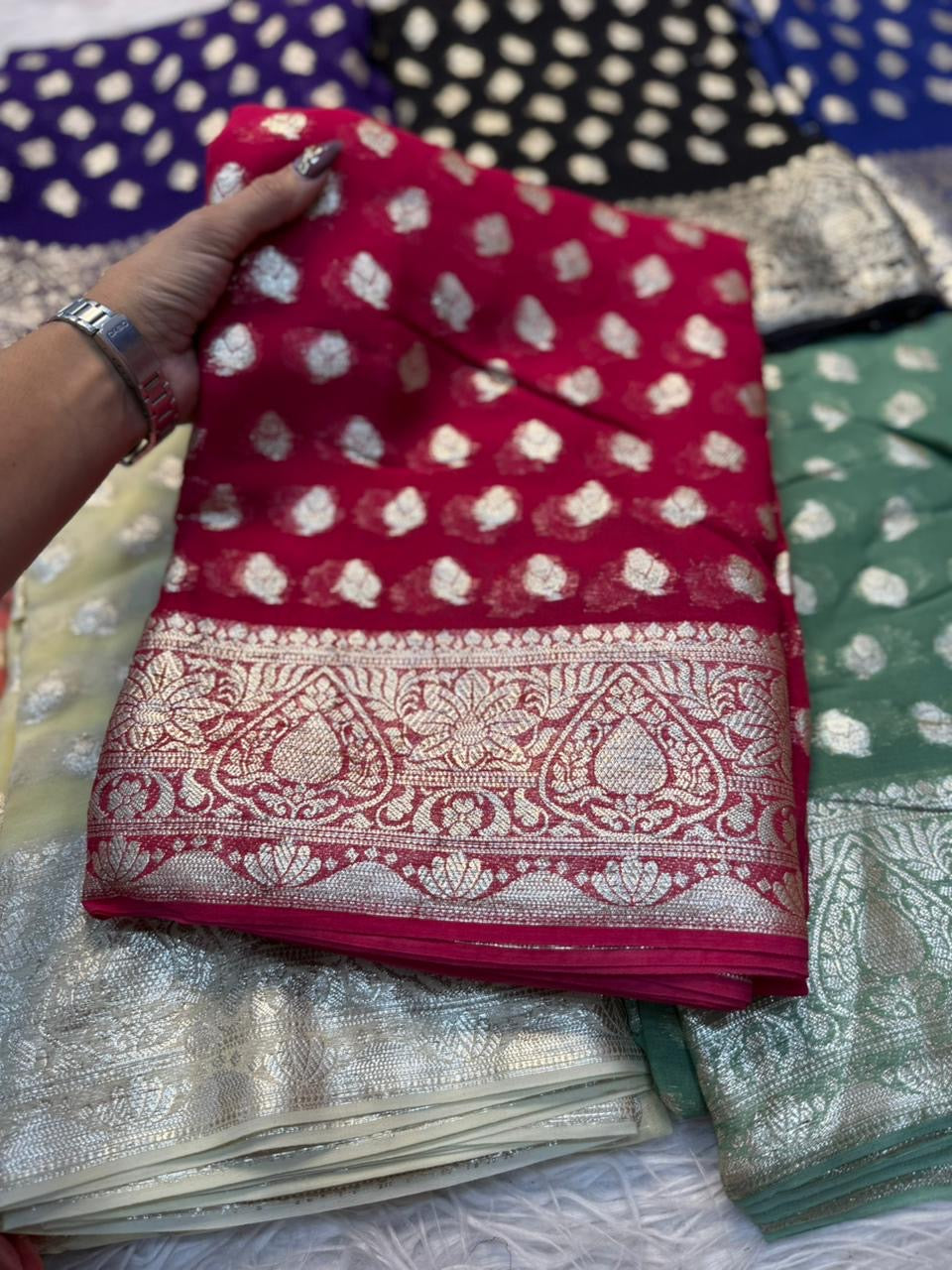 Viscose Georgette Saree With running Blouse