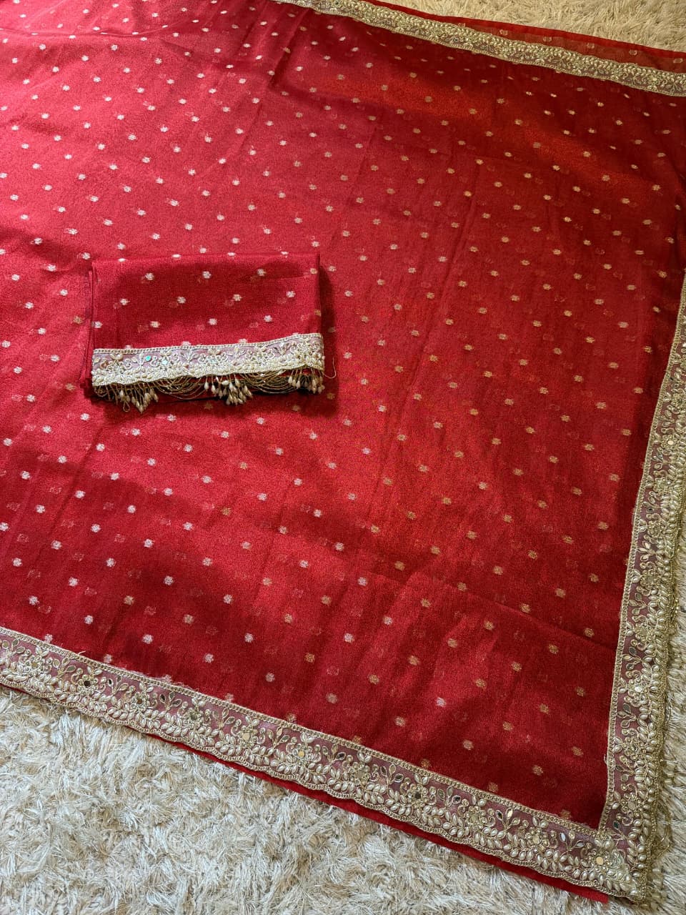 Soft Tissue saree with all over booti