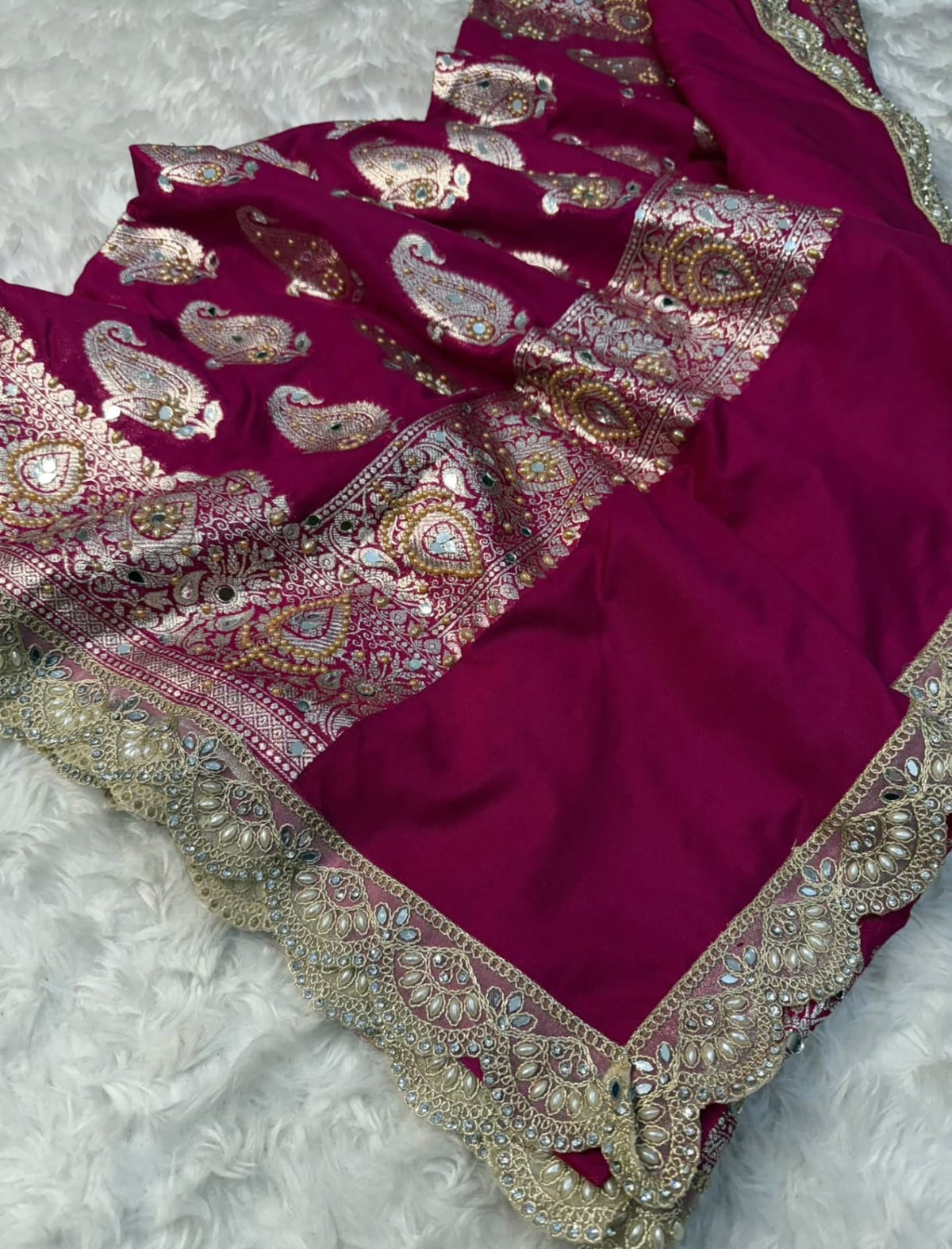 Banarasi Semi khaddi Katan Georgette Soft Silk Saree With lace &amp; &nbsp;Mirror moti work