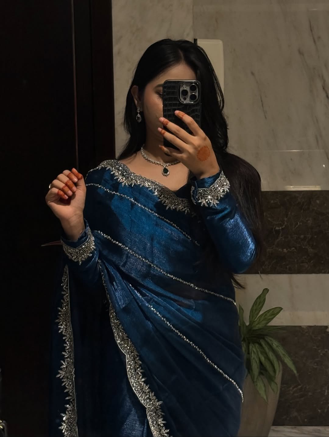 Zimmy choo hand work saree