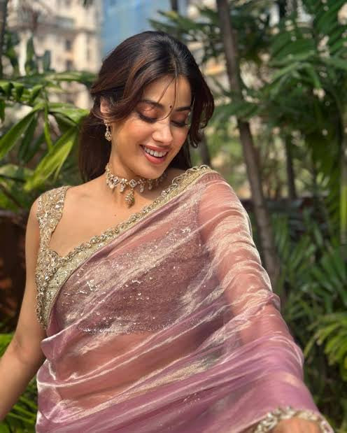 Janhavi Kapoor Inspired Saree in banarasi tissue silk