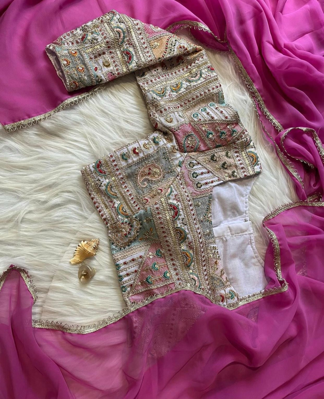 Georgette beautiful saree collection with beautiful lace &nbsp;border