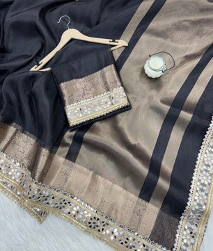 Gold Zari weaving beautiful &nbsp; Zari weaving lace attached border&nbsp;